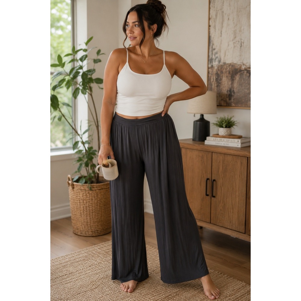 R&M Richards Woman Black Wide Leg Pull On Pants Plus Size High Rise Trouser
